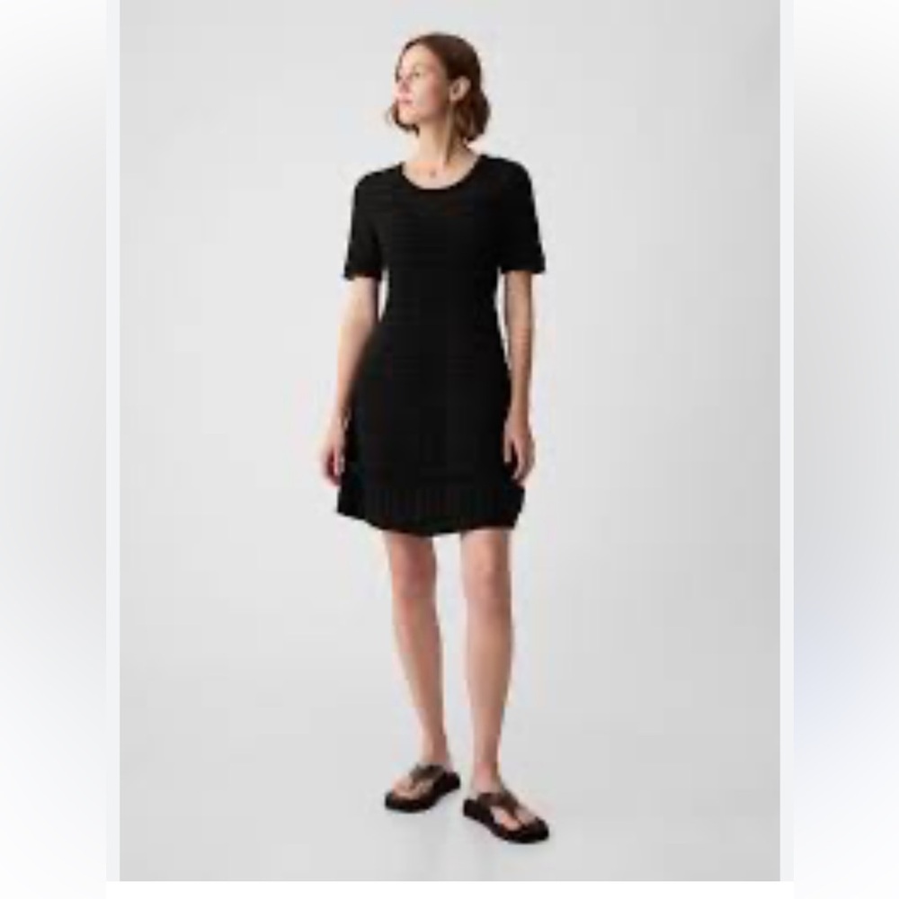 Gap crochet midi black gress xs BRAND NEW WITH TAG